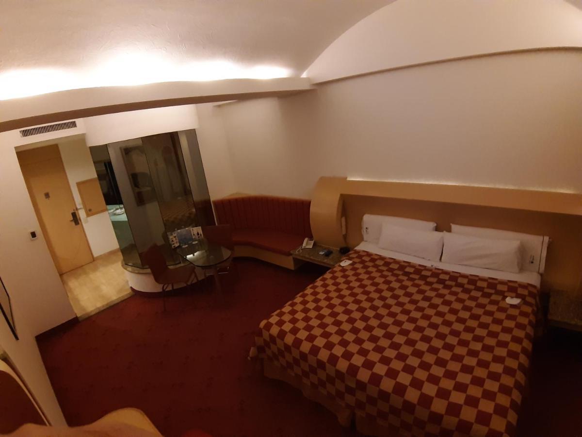 Auto Hotel Legaria Mexikóváros Kültér fotó